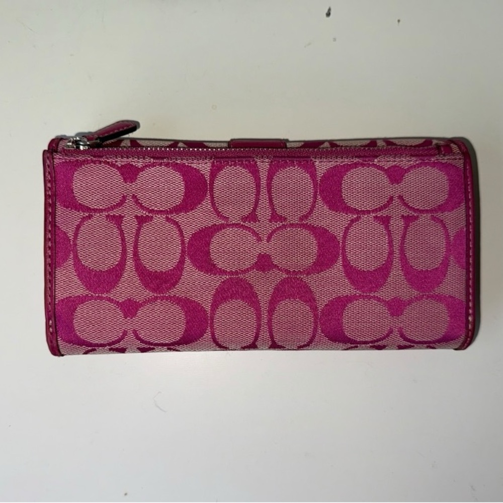 Vintage Coach Y2K Signature Logo Wallet in Hot Pink - Picture 2 of 8
